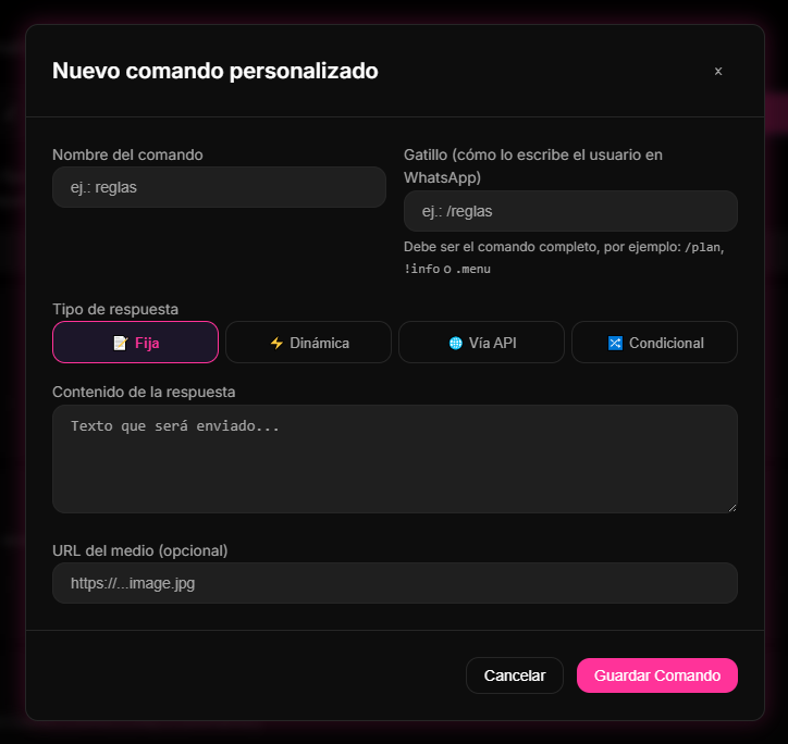 panel de configuración de Comandos Personalizados para registrar atajos rápidos de autoatención interactiva.